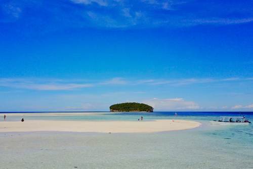 Excursion no. 3: Arrival for relaxing on the sand bank