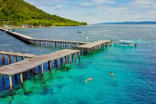 Excursion no. 2: Yenbuba Jetty, another excellent spot for snorkeler during excursion